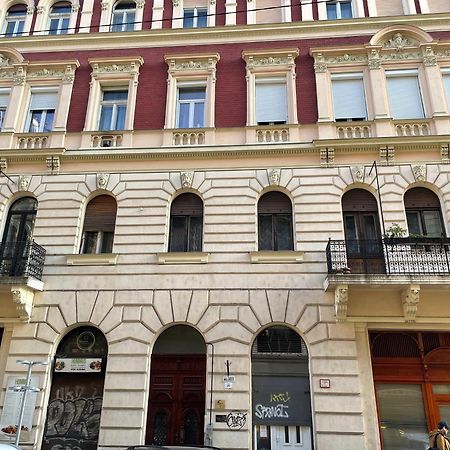 Bp-Est K39 Appartement Boedapest Buitenkant foto